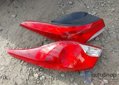 2013 Hyundai Elantra Gls z USA, uszkodzony, nr VIN 5NPDH4AEXDH434687